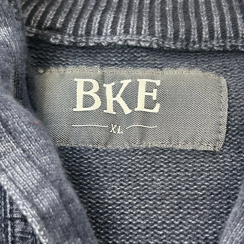 BKE Men's Charcoal Henley Mockneck Sweater XL Qtr Button Distress Finish Indie‎